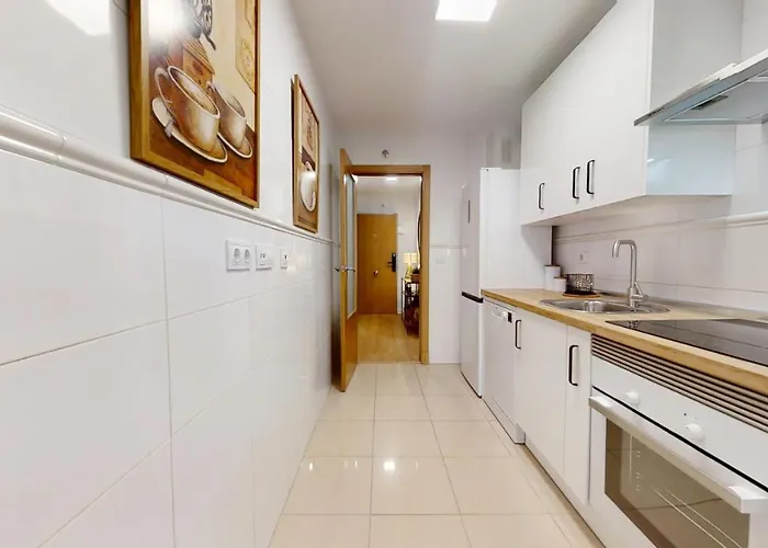 Renfurbis Vista Moderno 2 * חרז