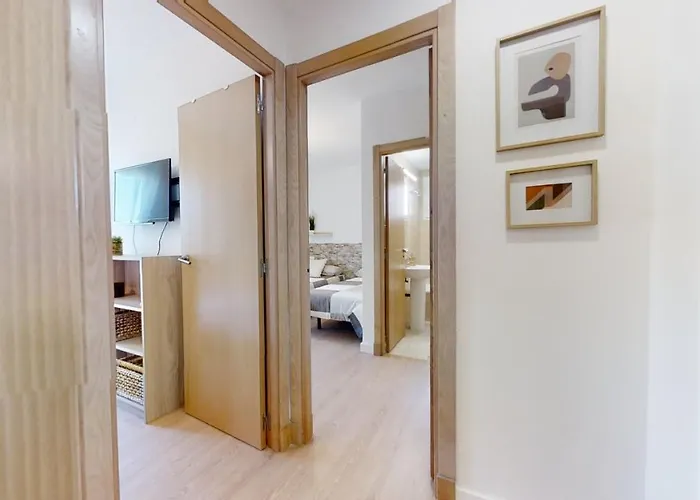 Renfurbis Vista Moderno 2 דירה